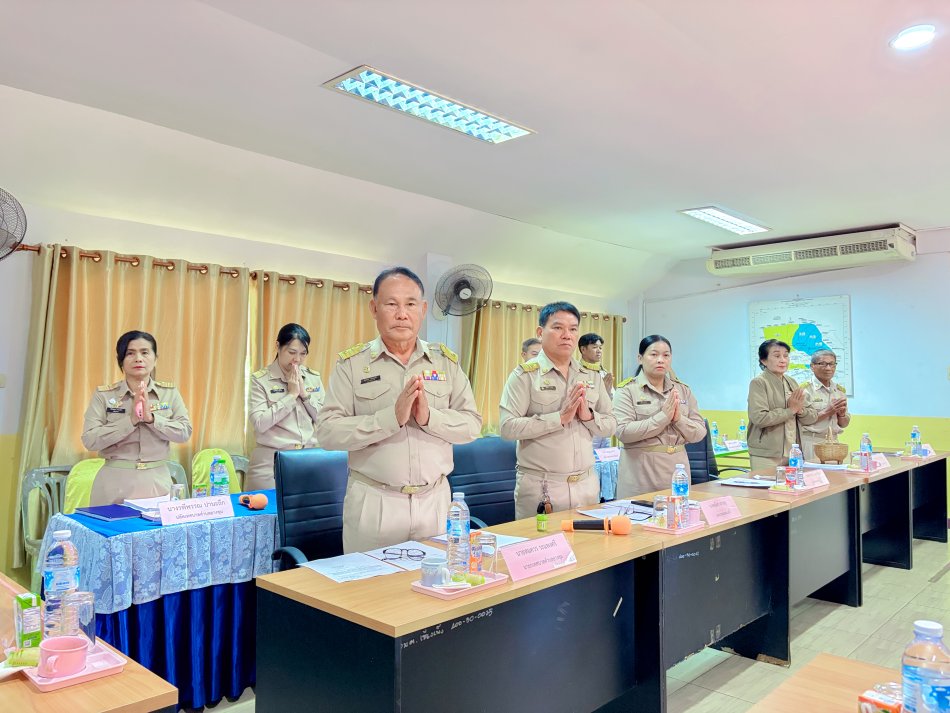 วันศุกร์ ที่ 29 พฤษภาคม 2569 เวลา 09.30น. สภาเทศบาลตำบลยางชุม ได้ประชุมสภา สมัยสามัญ สมัยที่ 2 ครั้งที่ 1 ประจำปี พ.ศ 2569 ณ ห้องประชุมเทศบาลตำบลยางชุม ชั้น 2 สำนักงานเทศบาลตำบลยางชุม ตำบลเชียงเพ็ง อำเภอกุดจับ จังหวัดอุดรธานี