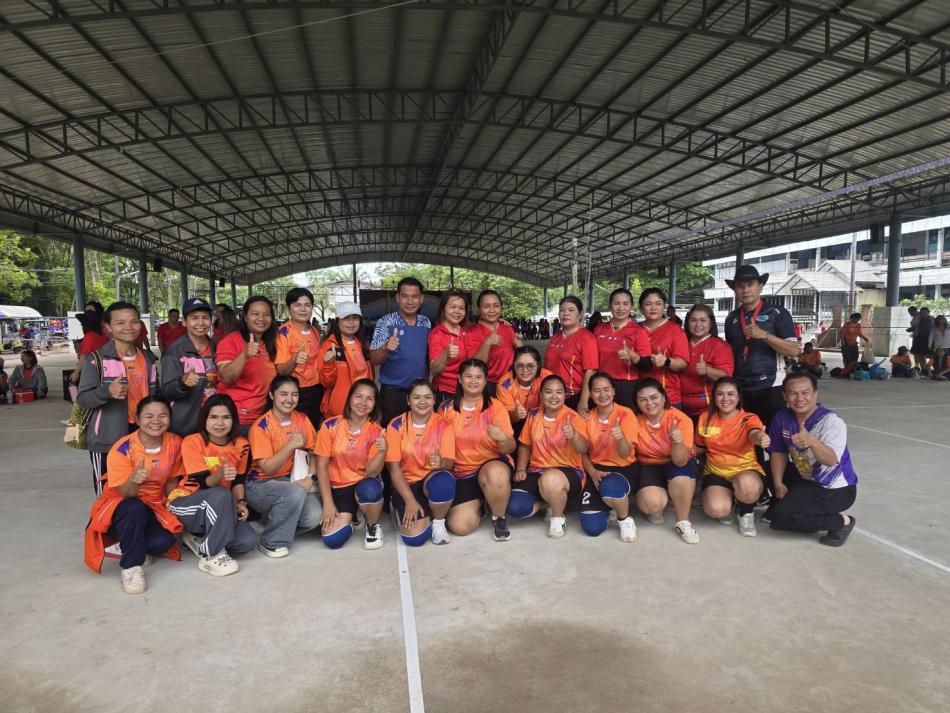 วันพุธที่ 15 ตุลาคม 2568 เวลา 09.30 น. เทศบาลตำบลยางชุม พร้อมด้วย เทศบาลตำบลสร้างก่อ และ อบต สร้างก่อ  (กลุ่มสีส้ม ) ร่วมการแข่งขันกีฬาประชาชนอำเภอกุดจับ ประจำปี พ.ศ. 2568 โดยกำหนดจัดขึ้นระหว่าง วันที่ 15 -16 ตุลาคม 2568 ณ สนามกีฬาโรงเรียนกุดจับประชาสรรค์ อำเภอกุดจับ จังหวัดอุดรธานี 